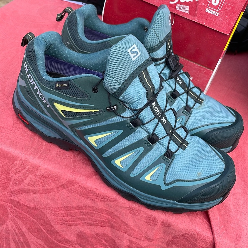 EUC Salomon X-Ultra Women’s Size 11 Ortholite Contagrip Gore-Tex Hiking Boots